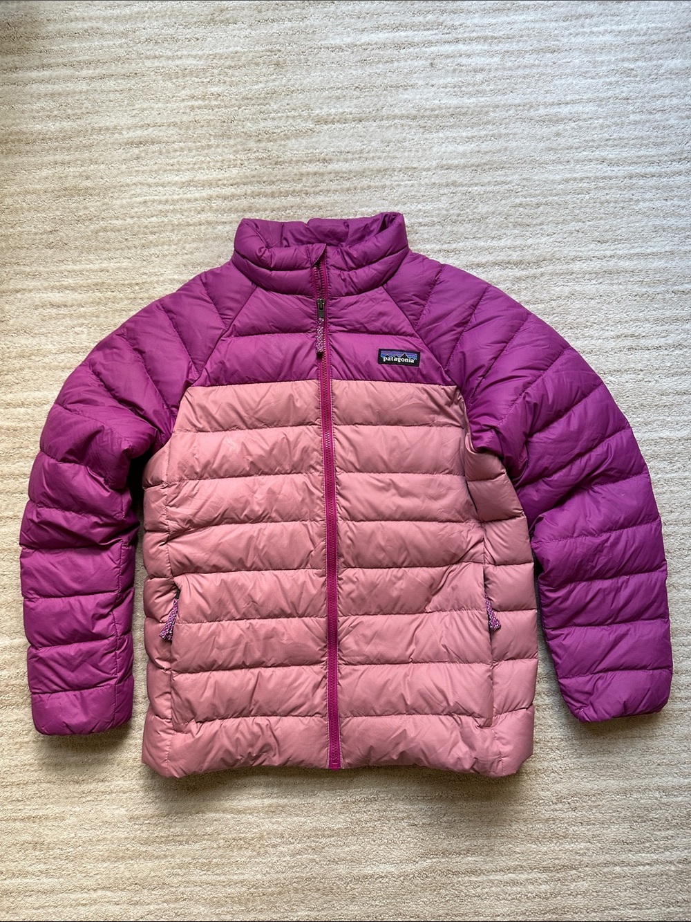 Patagonia® Girls Puffer Jacket Down Sweater Style #68625 Pink Purple Size 10